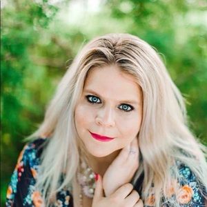 Meet your Posher, Brooke